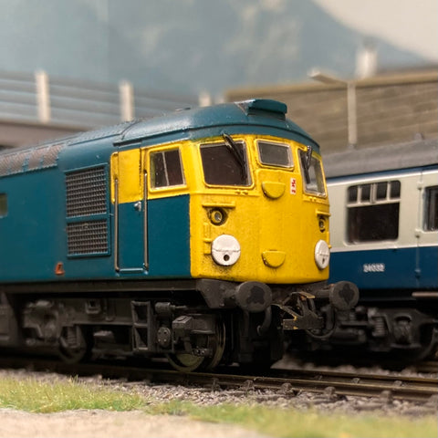 Laser-cut glazing - Dapol Class 26 N scale